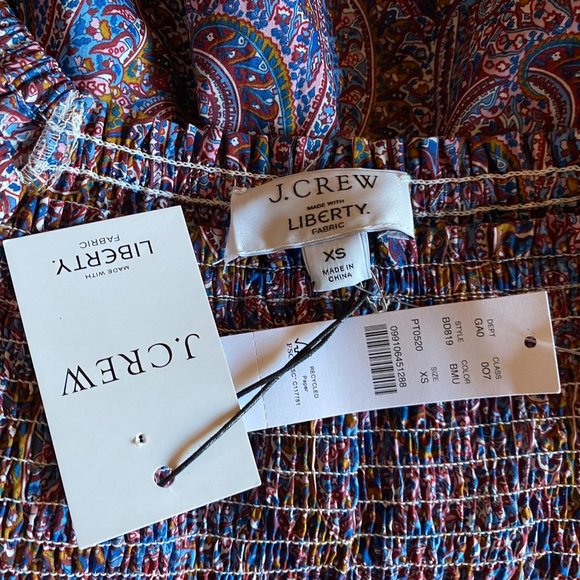 J. Crew | Tops | Nwt J Crew Puffsleeve Smocked Top In Liberty Arts ...